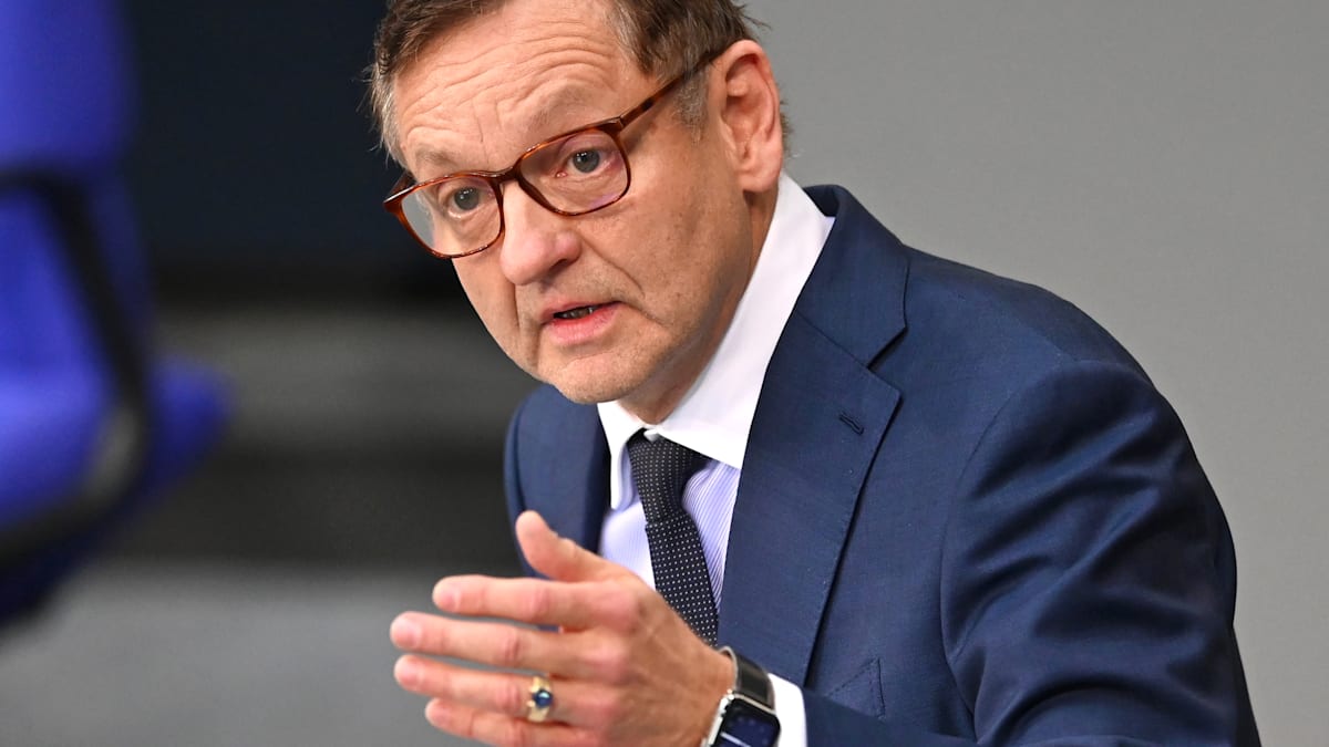 Reparationszahlung: „Wer zuletzt lacht, lacht am besten“ – AfD-Politiker fordert 1,3 Billionen Euro von Polen