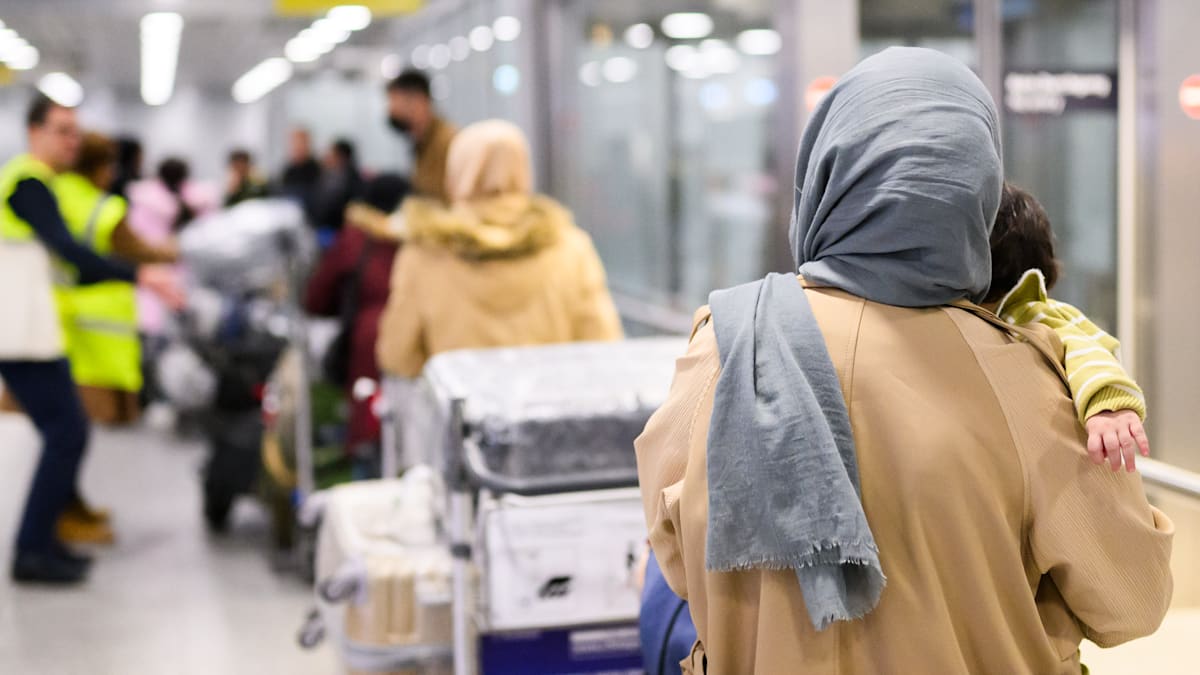 Bundesinnenministerium: Rund 400 Afghanen können bald nach Deutschland einreisen