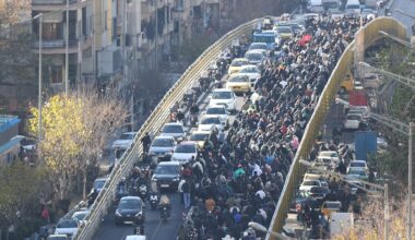 Iran: Neue Proteste in Teheran – Exil-Prinz fordert „millionenfache Präsenz“