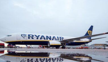 Flugkosten: Ryanair straft Hamburg erneut ab