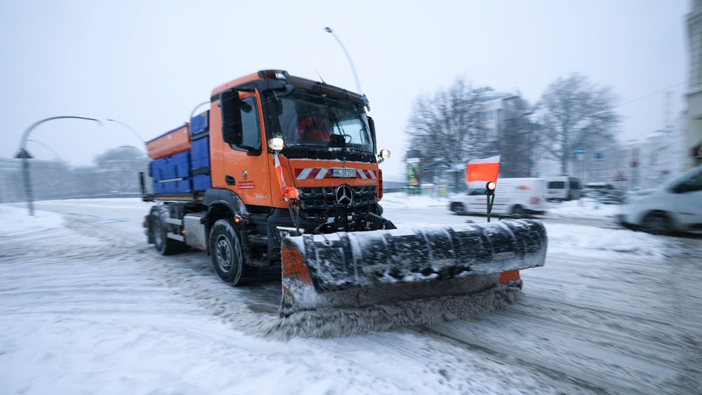 Die Stadtreinigung ist seit Tagen im Dauereinsatz.