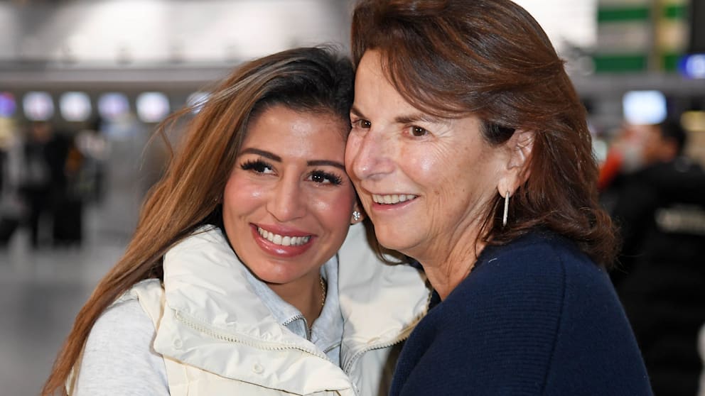 Kandidatin Eva Benetatou setzt im Dschungelcamp 2026 auf Claudia Obert als Begleitung