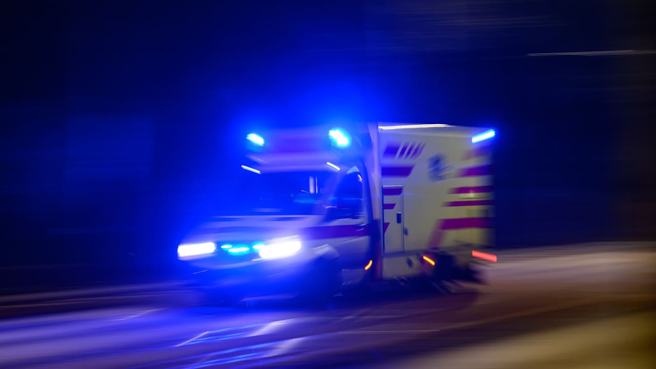 Ermittlungen gegen die Mutter: Mädchen (7) stirbt nach Sturz aus Fenster | Regional