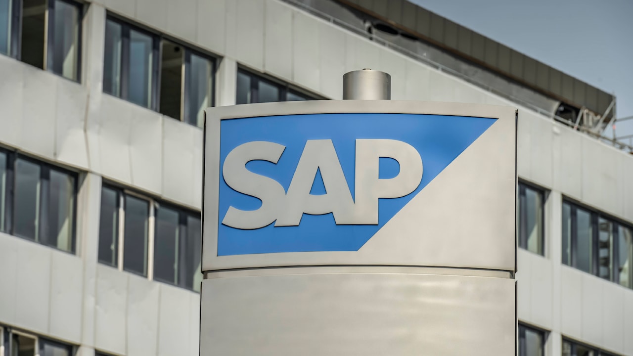 SAP-Aktie im freien Fall! Soll ich jetzt einsteigen? | Leben & Wissen
