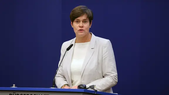 Eva-Maria Kröger (Linke) ist seit Februar 2023 Oberbürgermeisterin von Rostock. (Archiv)