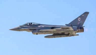 Großbritannien und Frankreich bombardieren IS-Waffenlager in Syrien