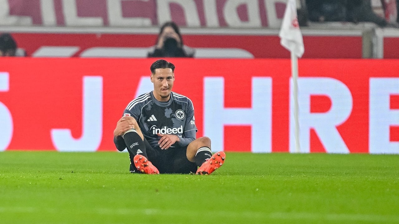 Eintracht Frankfurt: Diagnose bei Younes Ebnoutalib da - BILD