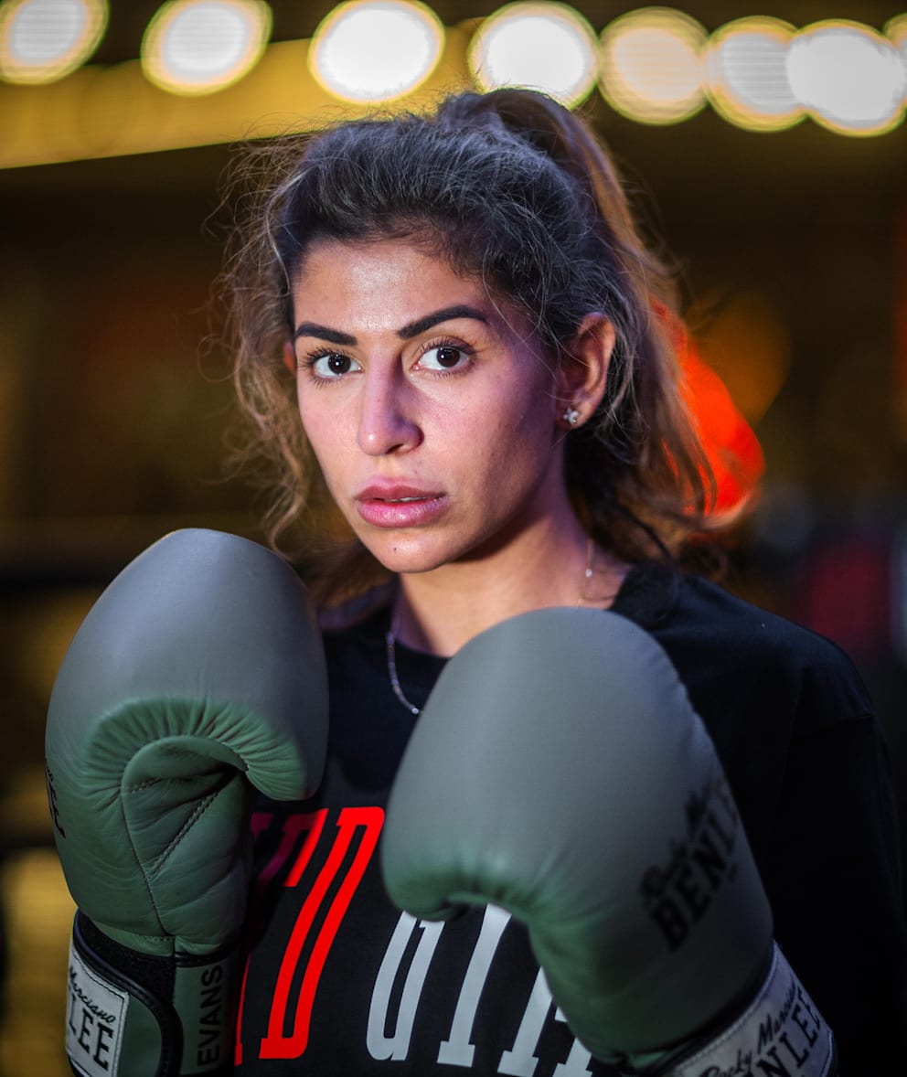 Im November 2024 trat Ever Benetatou das erste Mal beim „Fame Fighting 2“ in den Boxring