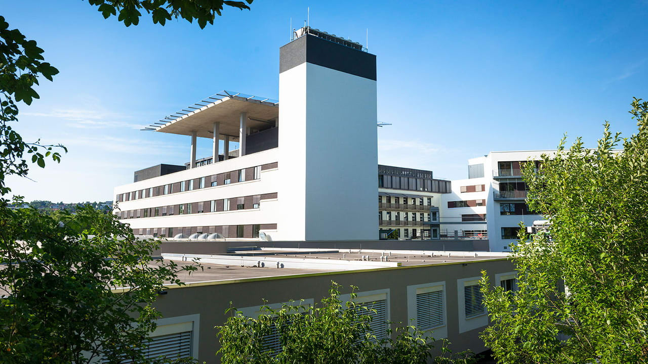 Prozess in Karlsruhe: Fixierter Patient verbrennt bei lebendigem Leib | Regional