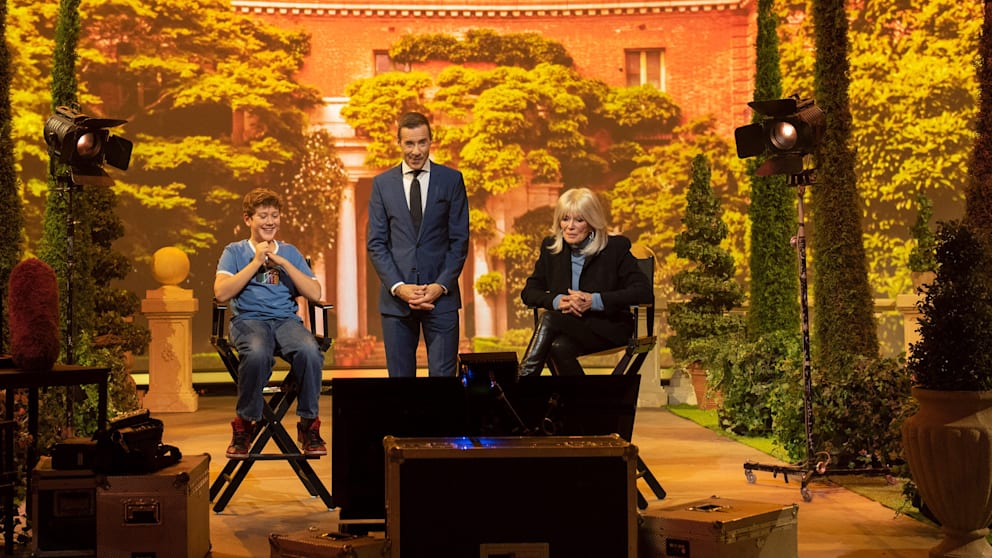 Bei ihrem „Klein gegen Groß“-Duell (3. Januar, 20.15 Uhr, Das Erste) müssen Linda Evans und Matteo zerpuzzelte Bilder aus bekannten Filmen erkennen