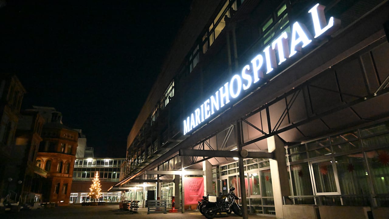 Stuttgart: BILD-Reporter an Silvester zwischen Leid und Schmerz | Regional