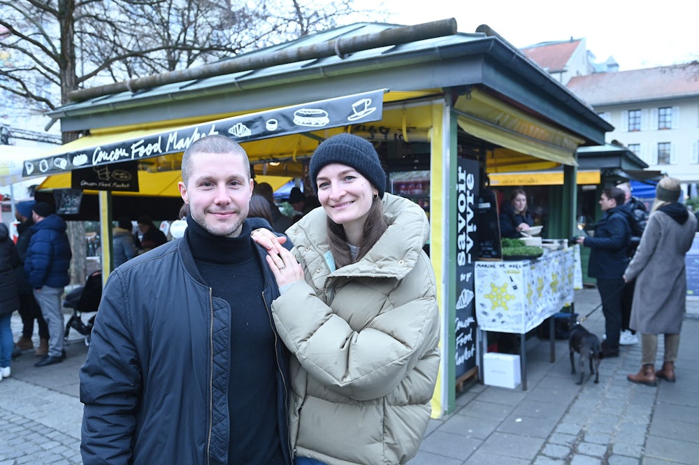 Denis Leoncelli (links) und seine Frau Marie betreiben neben dem Coucou Food Market am Viktualienmarkt weitere Filialen.
