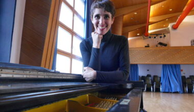 Sie freut sich auf den AZ-Chor und wird ihn für die Gala am 18. April vorbereiten: die Sängerin und Chorleiterin Tanja Raich.