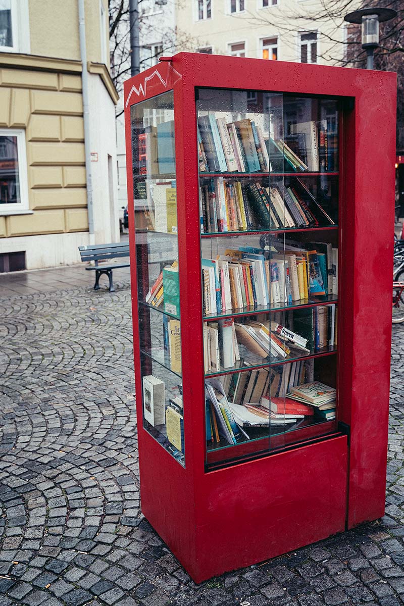 Geheimtippmuenchen Stadtundleute Lieblingsplätze Bücherschrankstiglmaierplatz5 – ©wunderland media GmbH