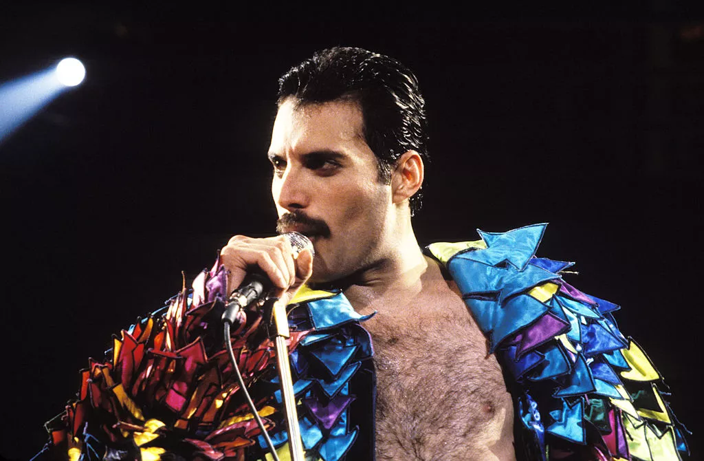 Freddie Mercury bei einem Auftritt 1982 in Kalifornien.