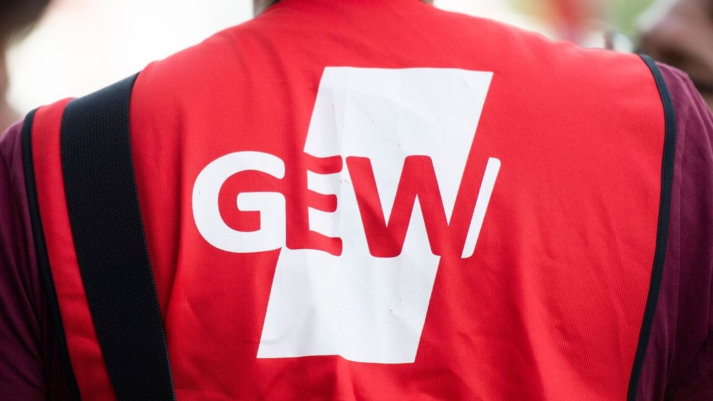 GEW meldet rund 3500 Teilnehmer in Berlin