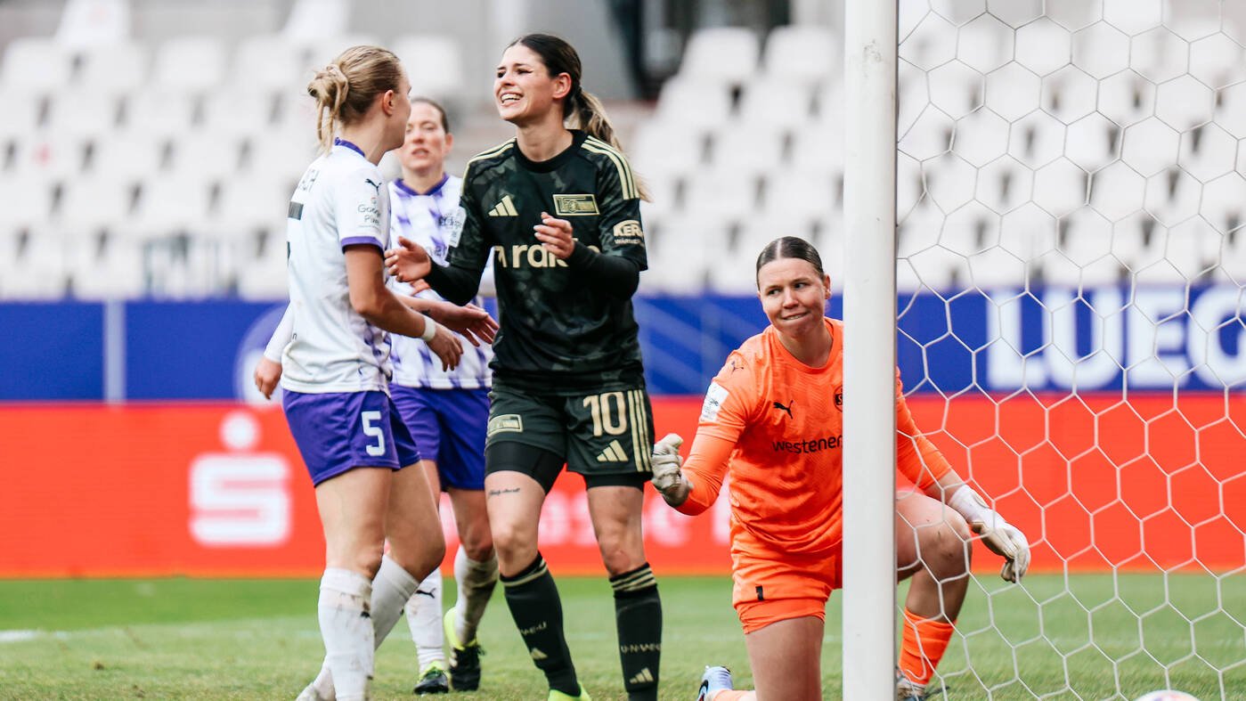 Unions Fußballerinnen drehen das Spiel in Essen