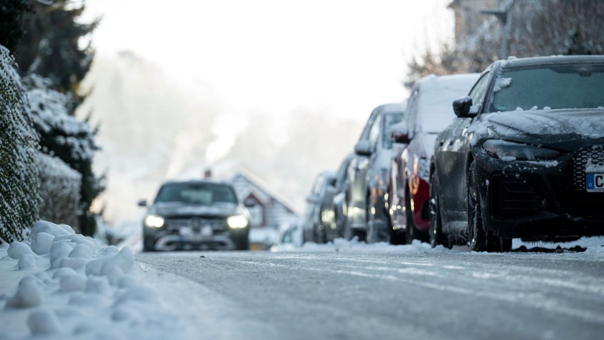 Glatteis, Eisregen und Frost am Montagmorgen, 12. Januar