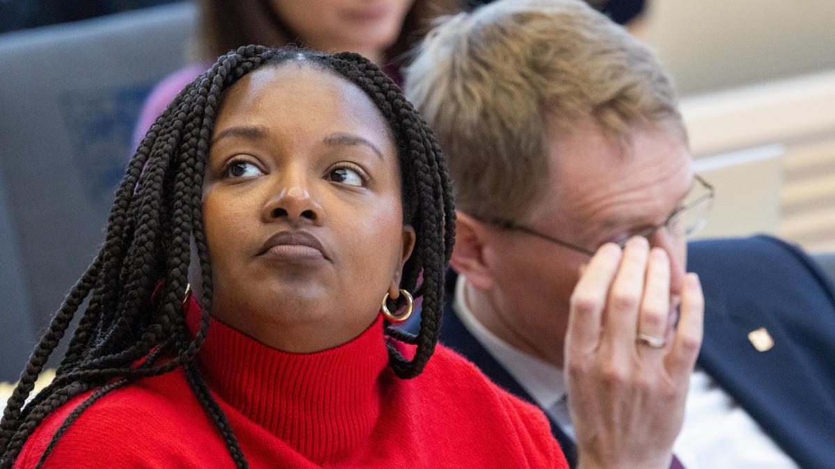 Bleiberecht für Flüchtlinge mit Job oder Lehre