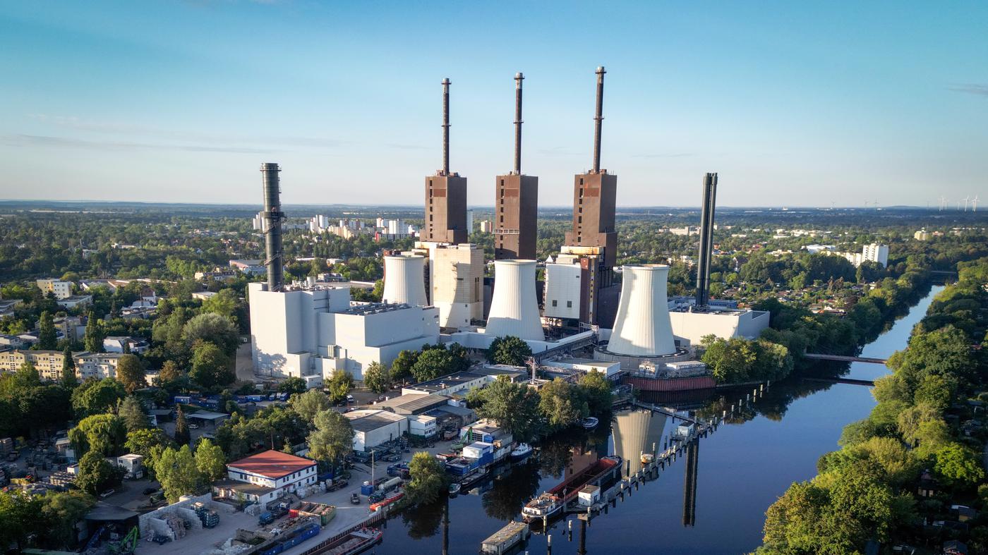 Linksextreme Vulkangruppe bekennt sich zu Brandanschlag auf Stromversorgung in Berlin