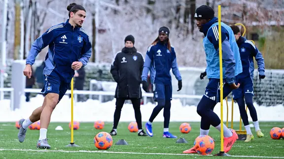 Die HSV-Profis Guilherme Ramos und Fabio Baldé (v.l.) beim Training 