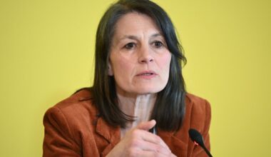 Ministerin Miriam Staudte (Grüne) will mit einem Gesetz für mehr Fairness auf dem Bodenmarkt sorgen. (Archivbild) Bernd Weißbrod/dpa