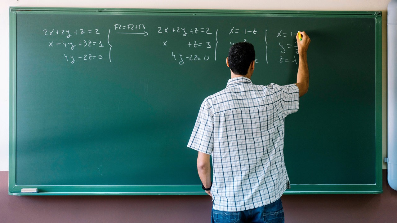 Arbeitszeiterfassung an Bremer Schulen: Senat sieht sich bestätigt