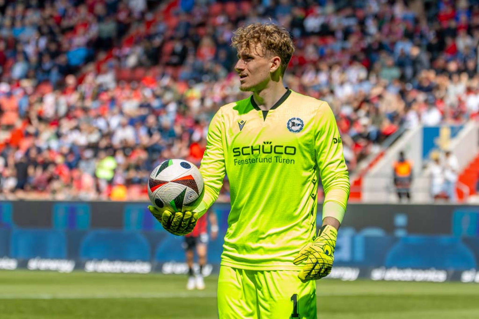 © IMAGO / Fotostand