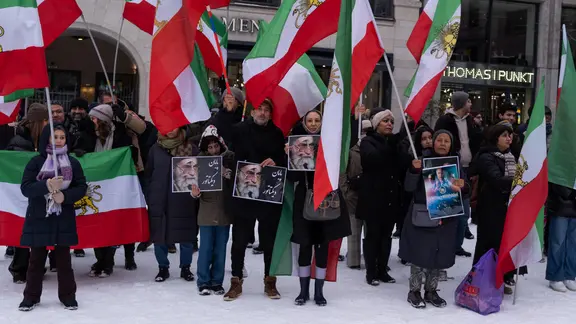 Eine Demonstration von Iranern in Hamburg.