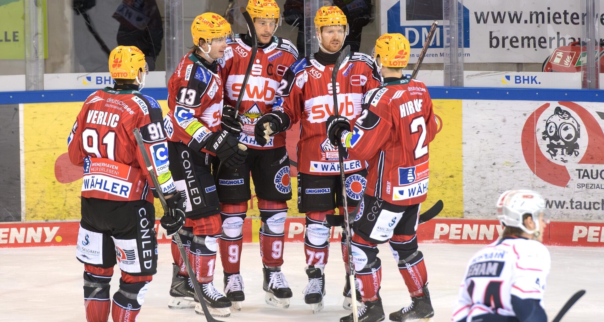 Pinguins feiern sechsten DEL-Sieg in Serie – Wejse wieder im Pech