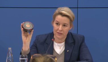 Giffey erklärt Kabelproblem: Warum die Stromleitung in Berlin noch nicht repariert ist