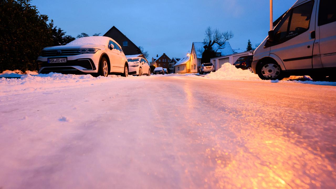 Glättewarnungen: Eisige Kälte in Deutschland