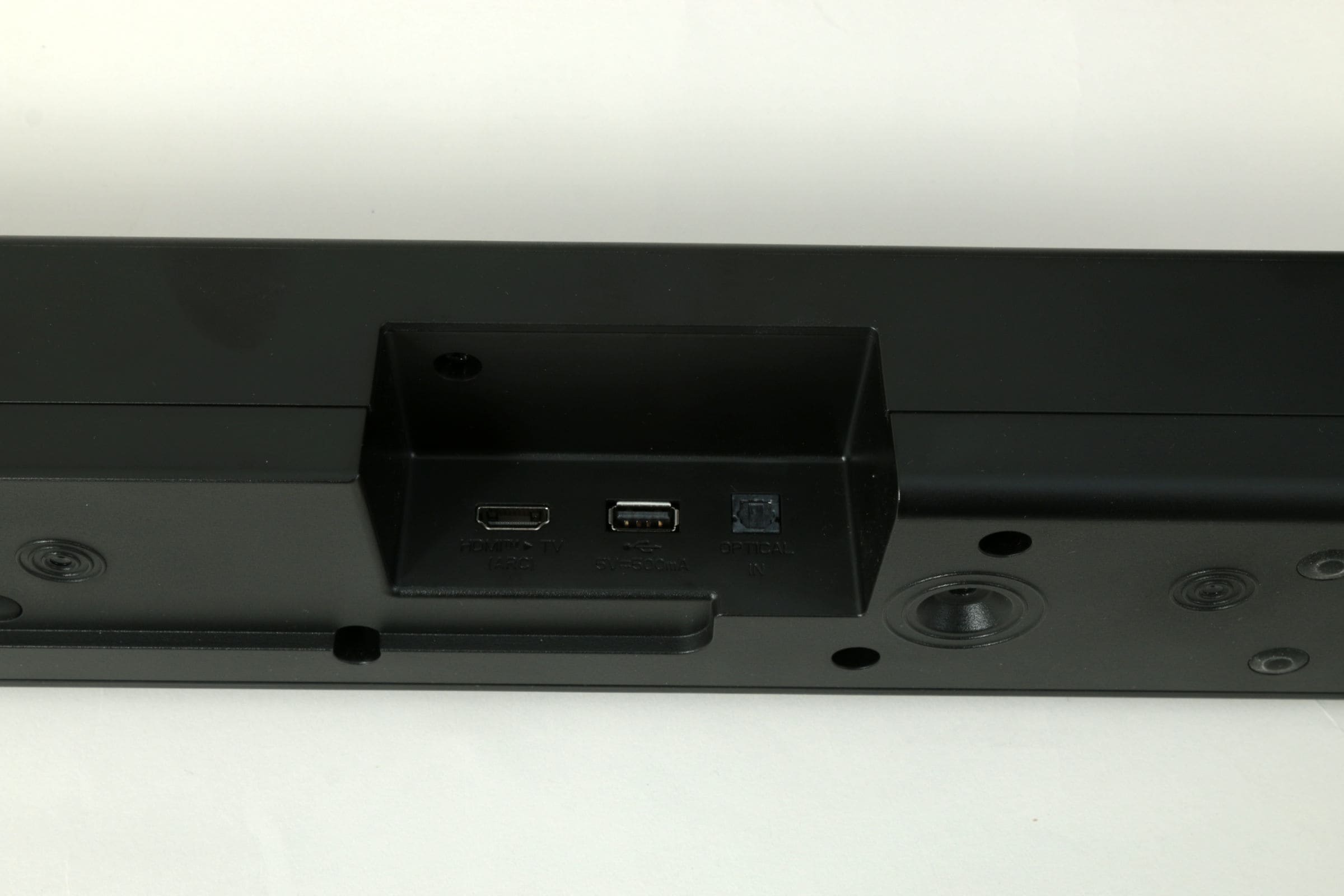 Soundbar bis 200 Euro Test: Lg Ds60t Anschluesse