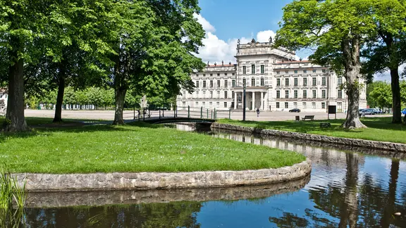 Schlosspark und Schloss in Ludwigslust