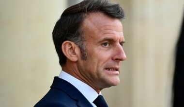 Macron sagt, Frankreich liefere nun zwei Drittel der von der Ukraine verwendeten Informationen -