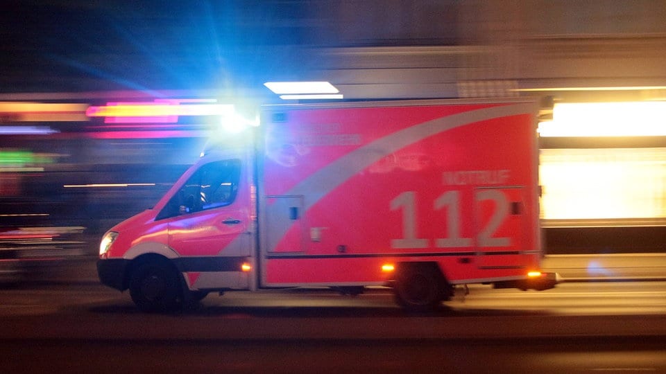 Fenstersturz in Halle-Neustadt: Siebenjähriges Mädchen tot, Polizei ermittelt gegen Mutter
