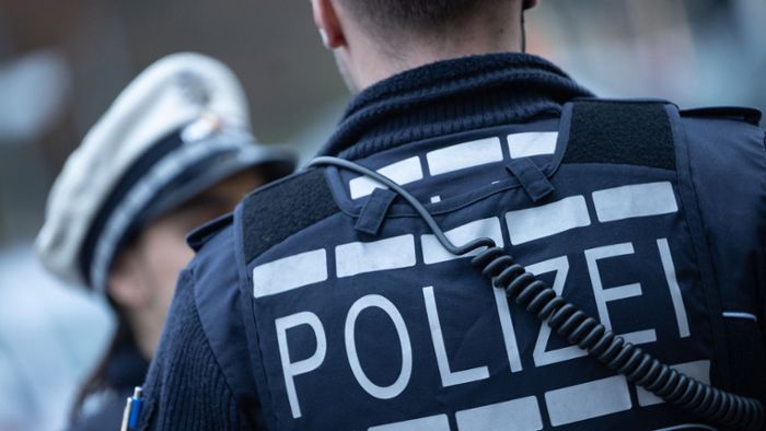 Stuttgart-Mitte: 21-Jährige sexuell belästigt – Polizei sucht Zeugen