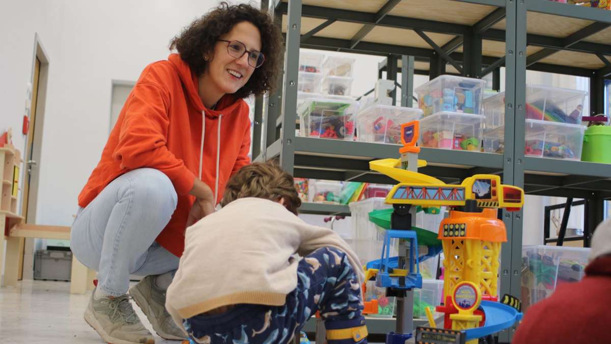 Neuer Laden in Fellbach: Von der Teamleiterin bei Mercedes zur Spielzeug-Bibliothekarin - KRZ Plus