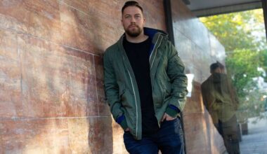 Kurdische Demo in Stuttgart: „Free Rojava“ – Tausende ziehen durch Innenstadt