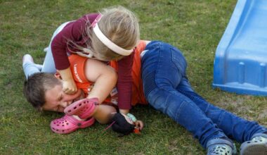 Gewalt in Kitas: Mehr auffällige Kinder: Das sind die Gründe