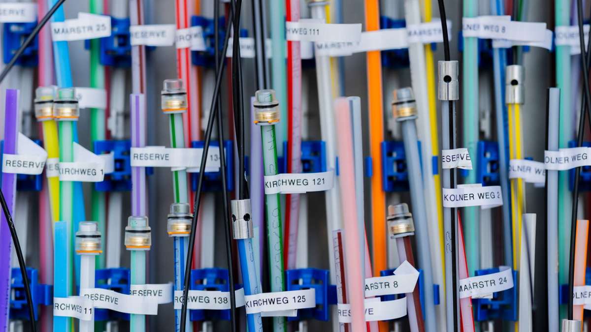 Bundesgerichtshof: BGH kippt Klausel zu Mindestlaufzeit bei Glasfaser-Verträgen - Digital