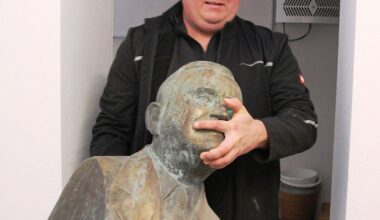 Der Bronzekopf von Max Herm lagert seit zwölf Jahren im Keller der BOS Kirchmöser