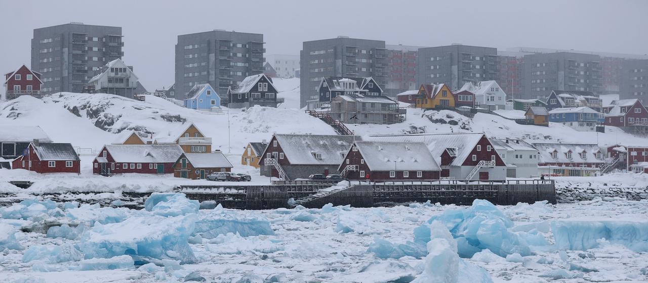 Blick auf Grönlands Hauptstadt Nuuk.