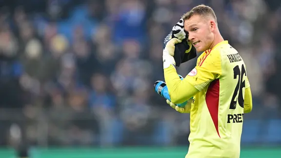 Der israelische Nationaltorwart Daniel Peretz im Dress des HSV 