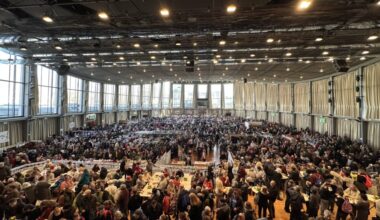 25.000 Euro für soziale Projekte: IWC Karlsruhe spendet beim Weihnachtsfest in der Karlsburg