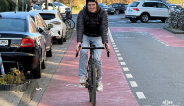 Organisator Richard Vienenkötter auf seiner Leeze. (Foto: Michael Bührke)