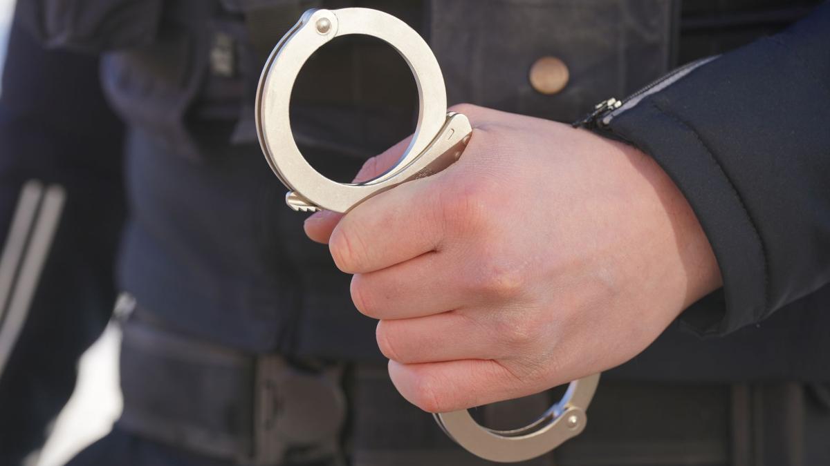 Wichtiger BMW-Manager wegen des Verdachts auf Kindesmissbrauch in U-Haft