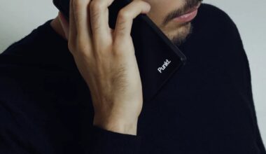 Punkt. MC03: Android-Smartphone „Made in Europe“ ohne Google mit Abo