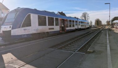 Schienenersatzverkehr durch Bauarbeiten auf der Paartalbahn bei Augsburg