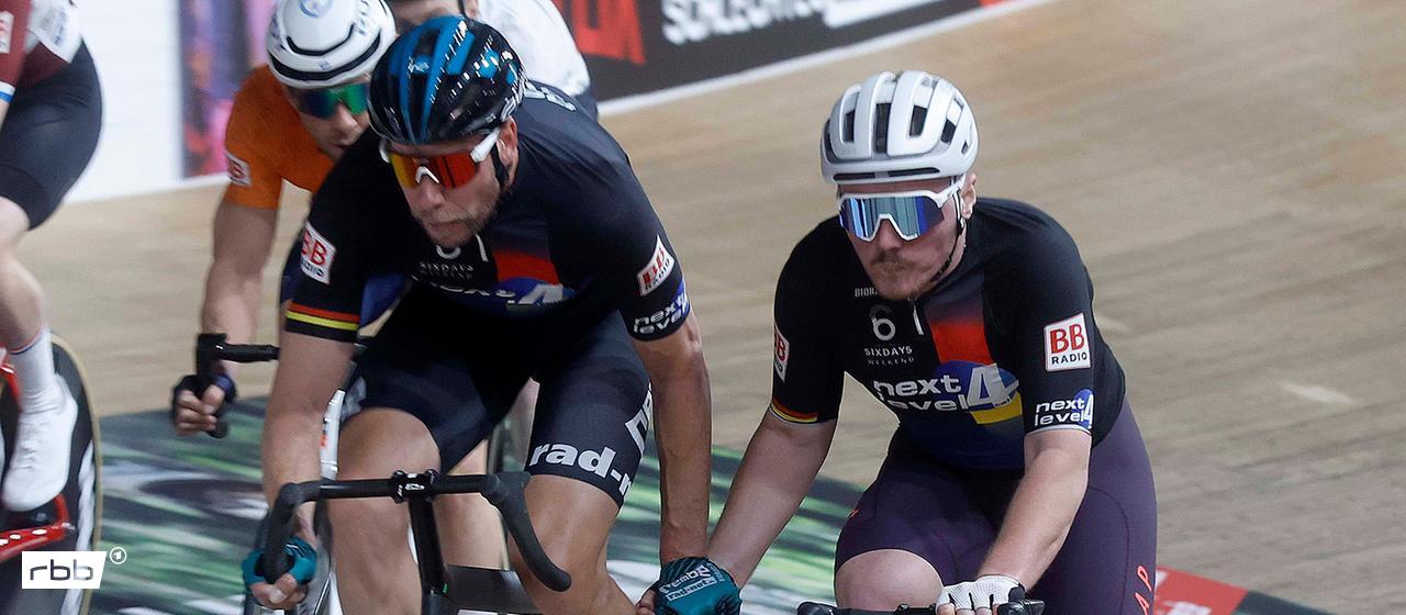 Roger Kluge (li.) und Moritz Malcharek beim Sixdays 2026 in Berlin [Quelle: IMAGO / Berlinfoto]